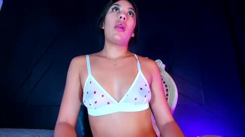 Emily online show from December 2024 03:01:01 PM