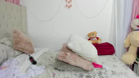 Emily online show from February 2025 12:54:01 AM