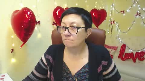 Snapshot of emilyl0vee chatting on February 2026 09:07:01 PM Emily online show from February 2026 09:07:01 PM