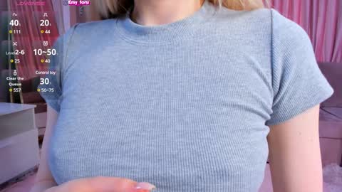 Hey i am  Emily     am -  pm online show from February 2025 12:16:01 PM