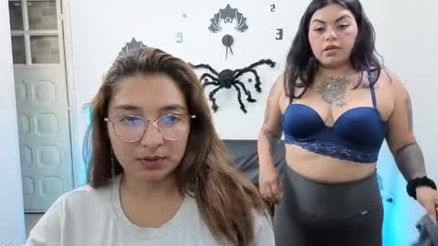 emily  friends online show from October 2025 09:37:01 PM