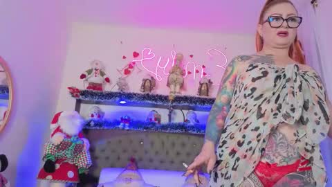 emily rousse online show from November 2025 08:08:02 PM