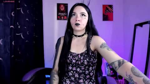  Emily Support me to have 100 likes plx online show from September 2025 05:57:02 PM