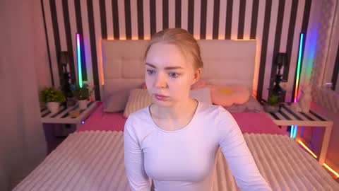  MY NAME IS Emily WELCOME EVERYONE I WILL BE HAPPY TO GIVE YOU WHAT YOU HAVE DREAMED OF FOR SO LONG online show from April 2026 06:29:02 AM