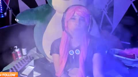 emilythemachine online show from February 2025 01:38:01 AM