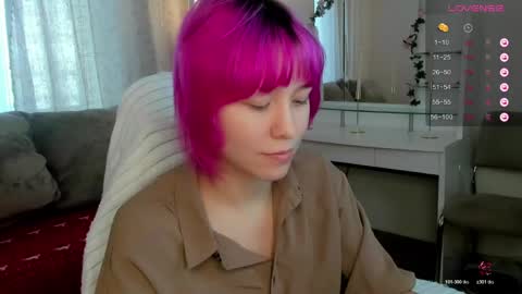 Snapshot of emilytrase chatting on May 2026 01:25:02 AM Betty online show from May 2026 01:25:02 AM