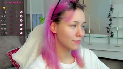 Snapshot of emilytrase chatting on May 2026 01:14:01 AM Betty online show from May 2026 01:14:01 AM