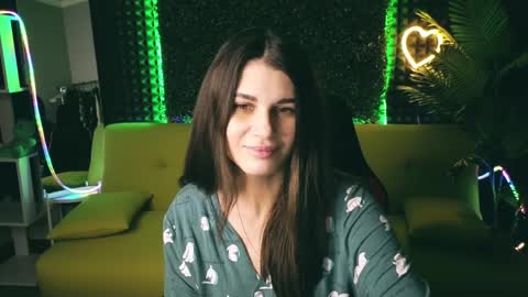 Emily online show from January 2025 01:33:01 AM