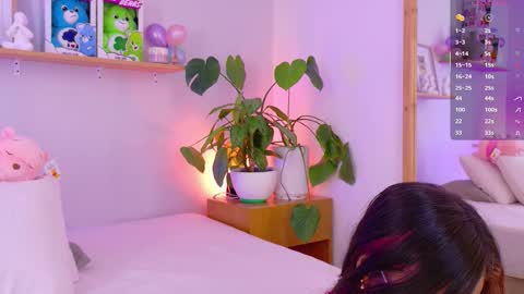 Emily Bank online show from December 2025 08:04:01 PM