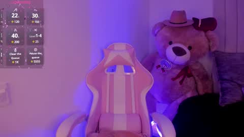 Emily  online show from February 2025 05:20:02 PM