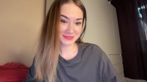 Snapshot of eminemswife chatting on April 2026 01:06:01 PM Nadya online show from April 2026 01:06:01 PM
