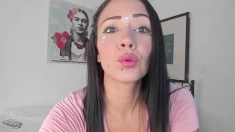 L i a    time online 7am - 1pm Gtm-5  online show from September 2025 05:24:02 PM