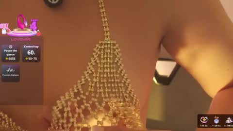 emma online show from December 2025 06:59:02 PM