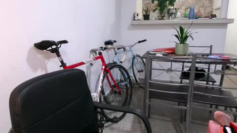 emma______1996 online show from February 2026 07:29:02 AM