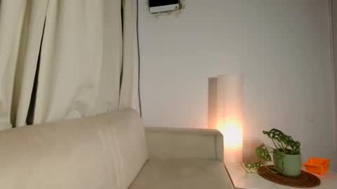 Snapshot of emma______1996 chatting on July 2026 07:22:02 AM emma______1996 online show from July 2026 07:22:02 AM