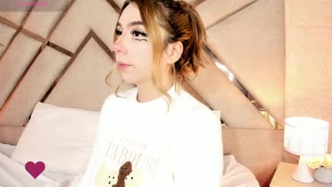 Snapshot of emma__copper chatting on June 2026 07:05:01 PM emaa online show from June 2026 07:05:01 PM