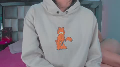 Snapshot of emma__js_ chatting on October 2025 12:00:02 PM emma__js_ online show from October 2025 12:00:02 PM