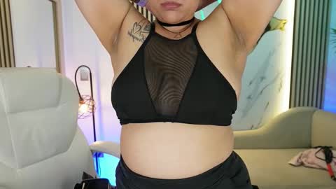 emma__walkerr_ online show from February 2026 07:09:02 PM