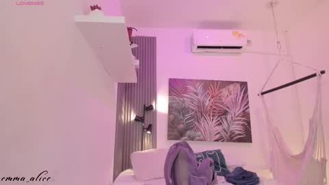 Alice online show from October 2025 12:01:02 PM