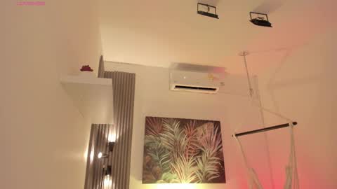 Alice online show from November 2025 12:16:01 PM