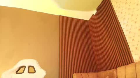 Snapshot of emma_and_aysha chatting on March 2026 10:58:02 PM emma_and_aysha online show from March 2026 10:58:02 PM