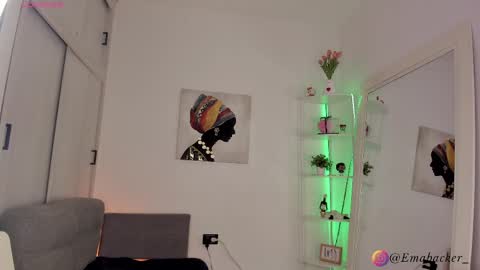 Stefany online show from April 2026 10:33:02 PM