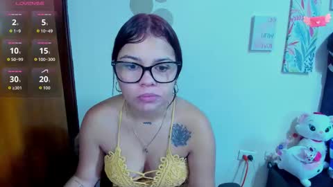emma_boo_ online show from November 2025 02:27:01 PM