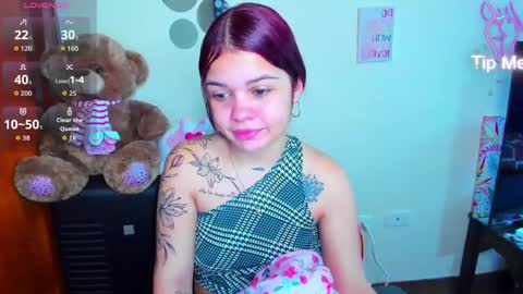 emma_boo_ online show from April 2026 02:47:01 PM
