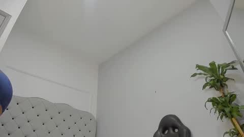 Emma online show from November 2025 11:52:02 AM