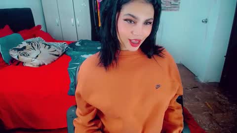 emma online show from December 2025 12:29:01 AM