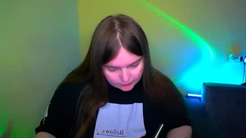 Eva online show from September 2025 07:14:02 PM