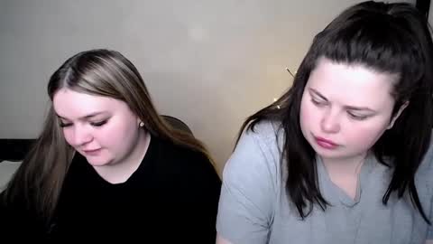 Snapshot of emma_dorn chatting on May 2026 08:52:01 AM Eva online show from May 2026 08:52:01 AM
