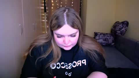 Snapshot of emma_dorn chatting on May 2026 04:30:02 AM Eva online show from May 2026 04:30:02 AM