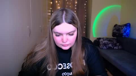 Snapshot of emma_dorn chatting on June 2026 10:32:01 AM Eva online show from June 2026 10:32:01 AM