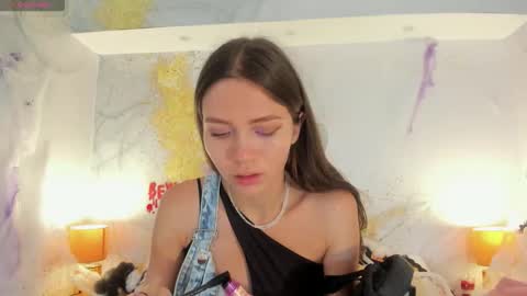 emma_jhoons online show from October 2025 11:03:01 AM