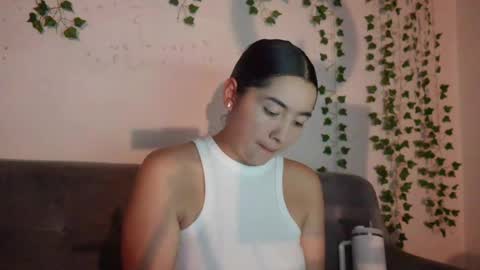 emma_johnson_ online show from January 2025 02:27:02 AM