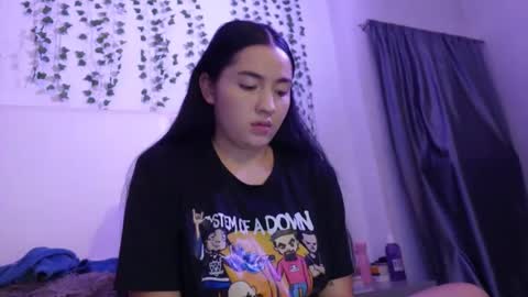 emma_johnson_ online show from April 2026 01:42:02 AM