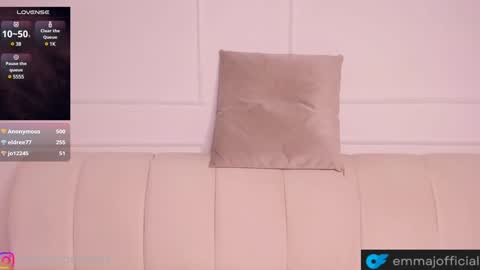 Snapshot of emma_jonness chatting on December 2024 11:13:02 PM emma_jonness online show from December 2024 11:13:02 PM