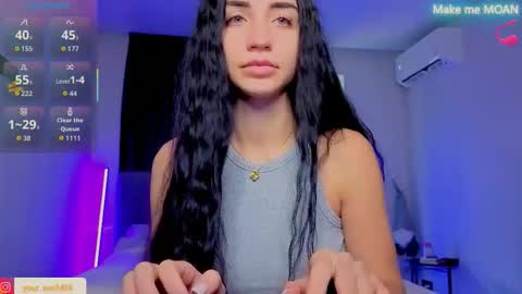 Emma online show from October 2025 07:52:02 AM