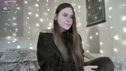 Snapshot of emma_just chatting on June 2026 07:32:02 AM emma_just online show from June 2026 07:32:02 AM
