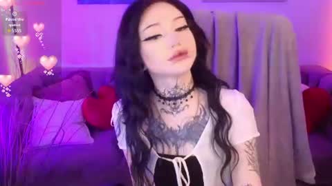 Snapshot of emma_kirks chatting on July 2026 05:26:02 AM emma_kirks online show from July 2026 05:26:02 AM