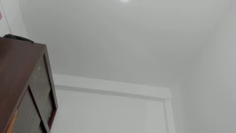 whises lits        online show from September 2025 12:07:01 PM