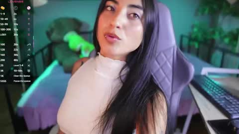 Emma online show from April 2026 10:23:02 PM