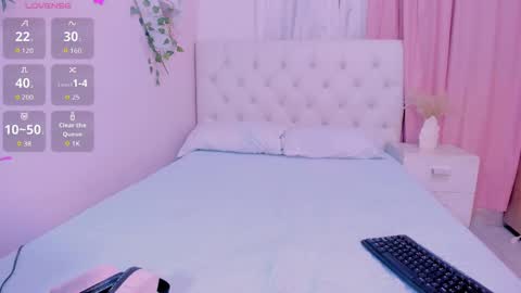 Emma online show from September 2025 06:08:01 PM