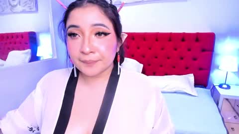 Emma Monserratt online show from March 2025 11:11:01 PM