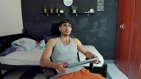 emma online show from February 2025 10:25:01 PM