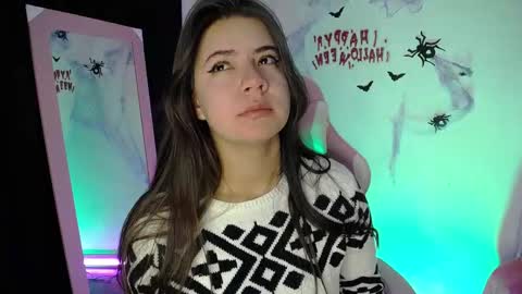 Snapshot of emma_naa chatting on October 2025 01:18:01 AM Emma online show from October 2025 01:18:01 AM