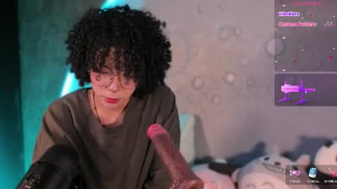     online show from October 2025 10:01:01 AM