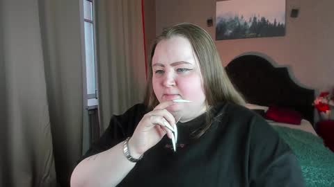 Snapshot of emma_razoom chatting on January 2025 10:32:02 AM Emma Razumovskaya online show from January 2025 10:32:02 AM