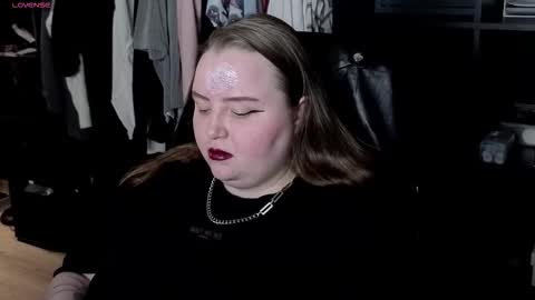 Snapshot of emma_razoom chatting on November 2025 10:54:01 PM Emma Razumovskaya online show from November 2025 10:54:01 PM